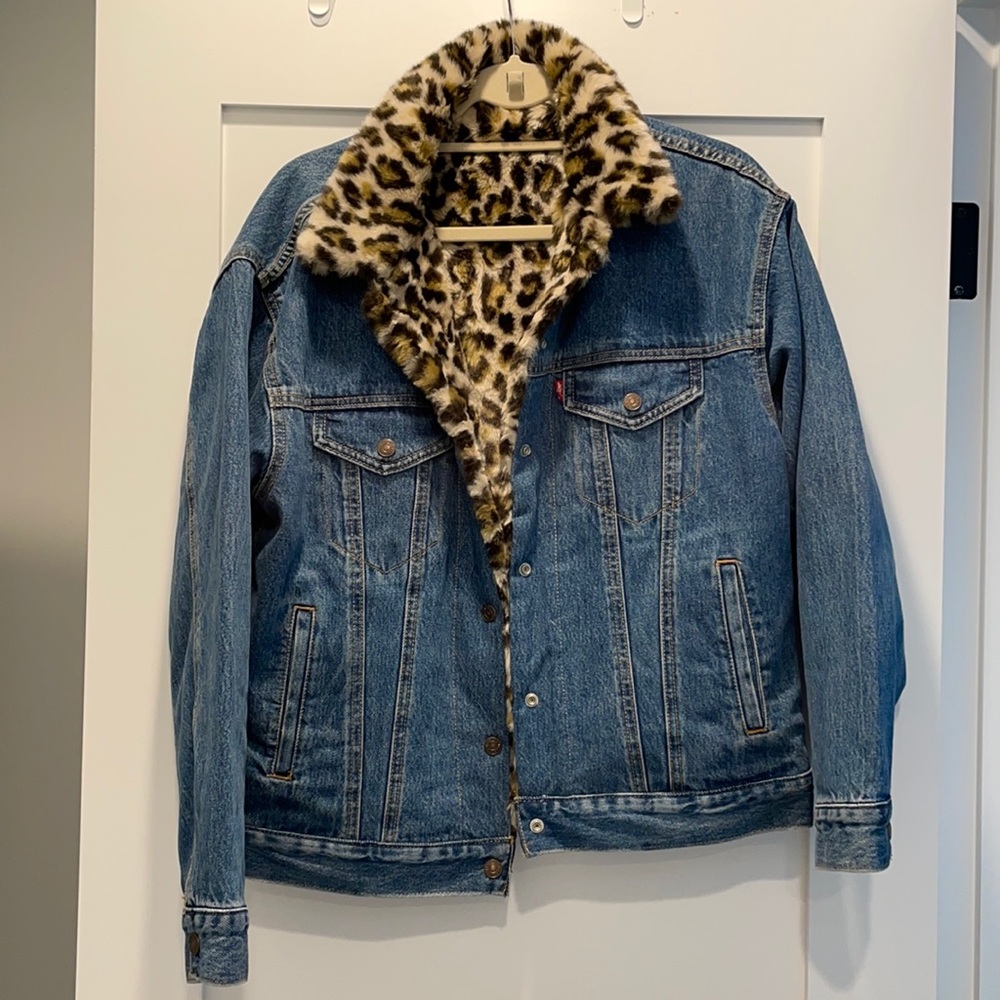 Levi’s reversible denim / faux fur trucker jacket